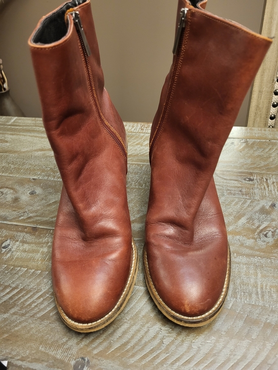 Shoes - Women's Brown Leather Zip-Front Mid-Calf Boots